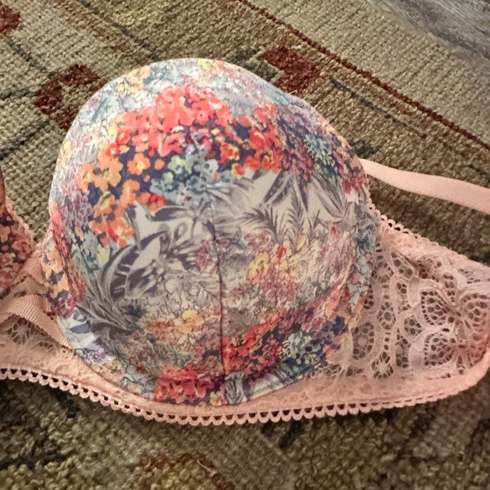 Victoria Secret Set (4 items) sz 34C/M - Picture 9 of 13